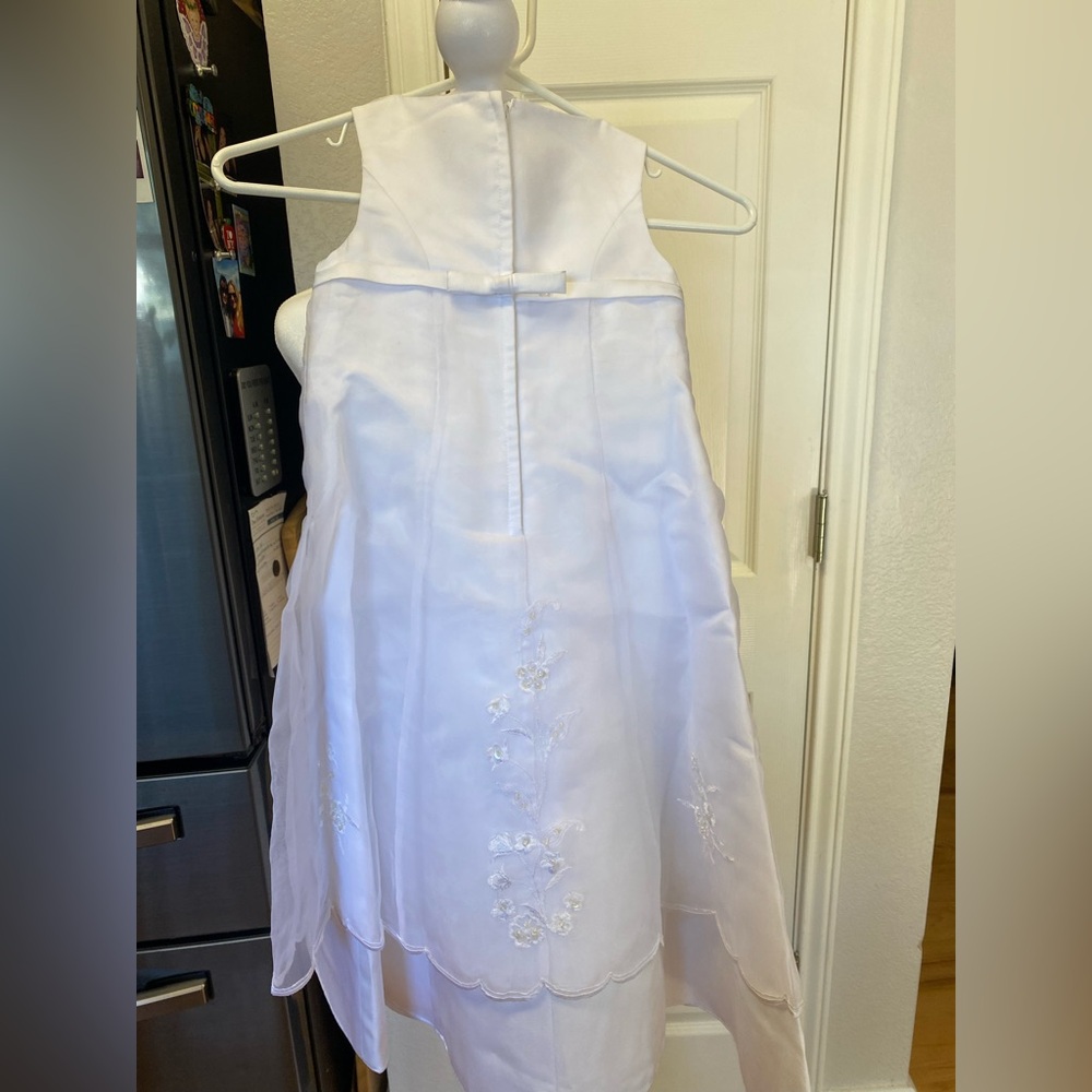 David's Bridal White Dress